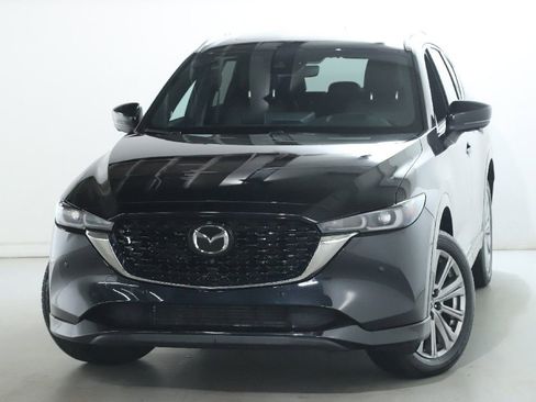 Used 2023 MAZDA CX-5 Signature AWD/4WD image 2