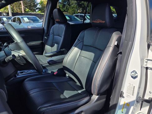Used 2022 Honda Pilot TrailSport image 11