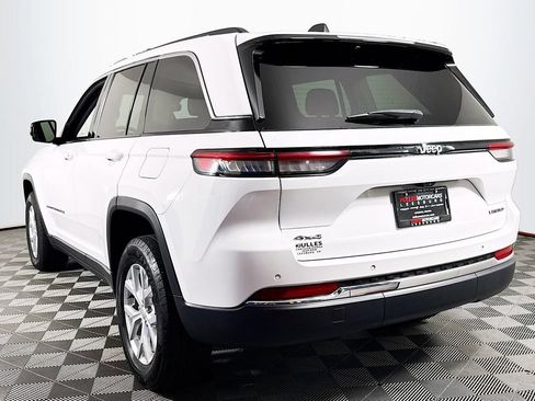Used 2023 Jeep Grand Cherokee Limited AWD/4WD image 5