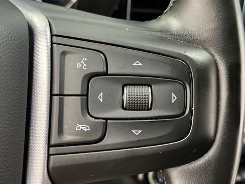 Used 2025 GMC Sierra 1500 SLT AWD/4WD image 35