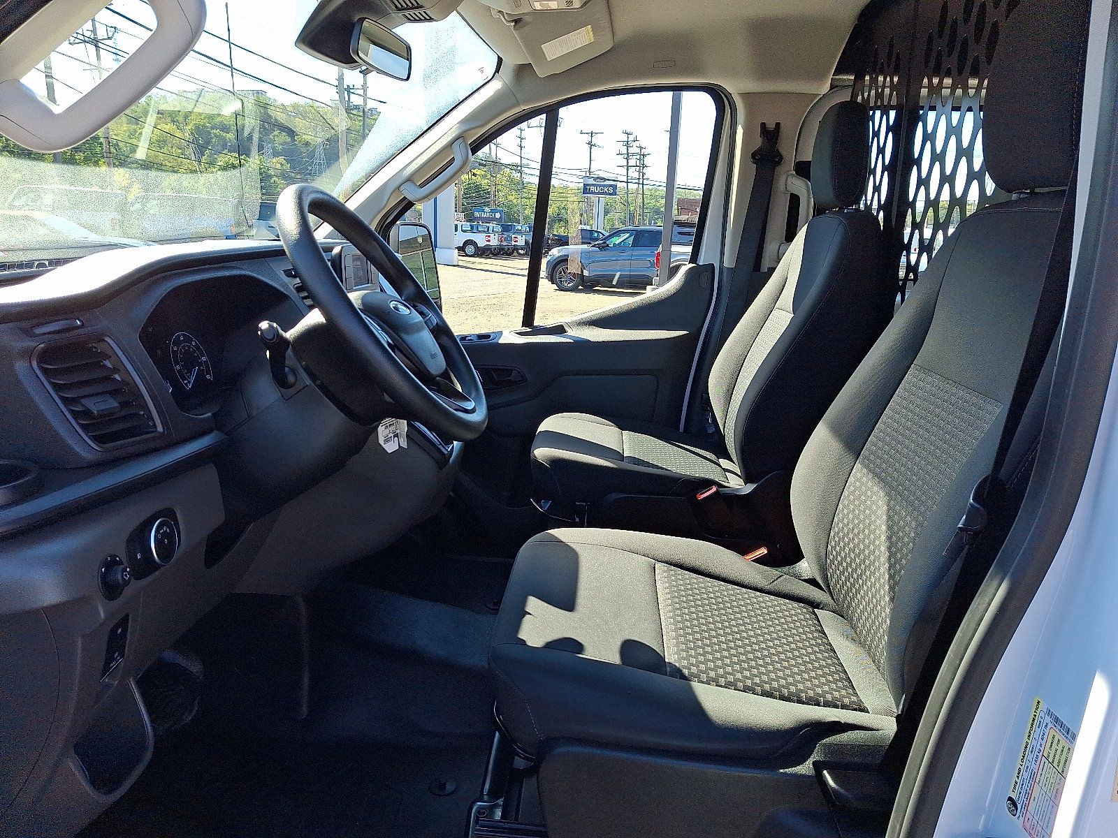 Used 2025 Ford Transit 250 Low Roof w/ Exterior Upgrade Package RWD image 13