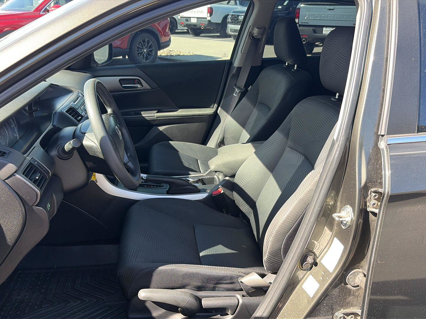 Used 2014 Honda Accord LX image 18