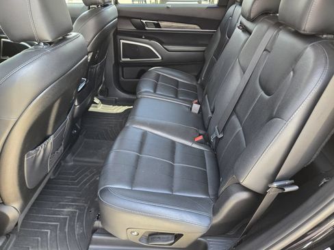 Used 2020 Kia Telluride EX AWD/4WD image 18