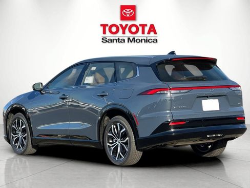 New 2026 Toyota Crown Signia AWD/4WD image 5