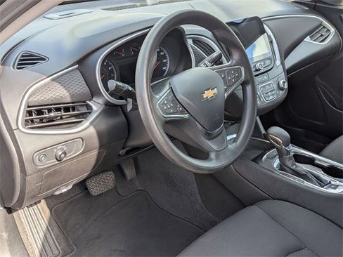 Used 2023 Chevrolet Malibu LT image 11