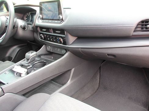 Used 2021 Nissan Rogue S FWD image 14