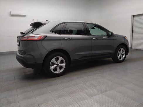 Used 2022 Ford Edge SE image 10