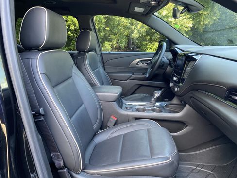 Used 2023 Chevrolet Traverse Premier w/ Redline Edition FWD image 35