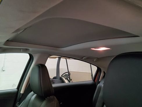 Used 2020 Honda HR-V Touring image 32