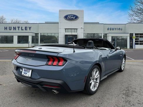 Used 2024 Ford Mustang GT Premium image 6