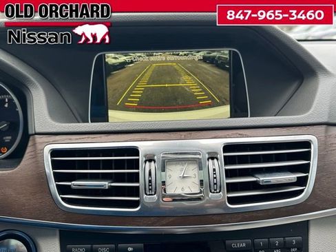 Used 2014 Mercedes-Benz E 350 4MATIC Sedan image 16