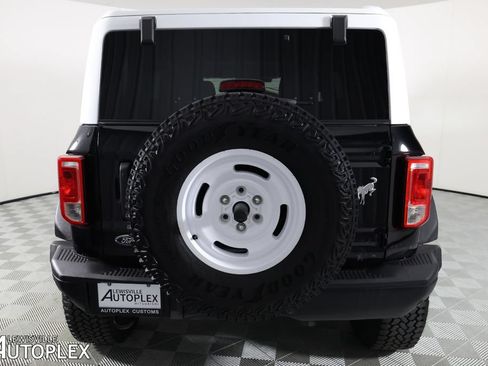 Used 2025 Ford Bronco Heritage Edition AWD/4WD image 6