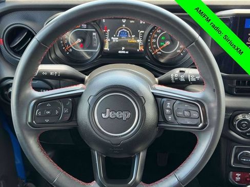 Used 2024 Jeep Wrangler Unlimited Rubicon AWD/4WD image 26