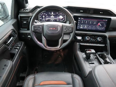 Used 2024 GMC Sierra 1500 AT4 w/ Technology Package image 20