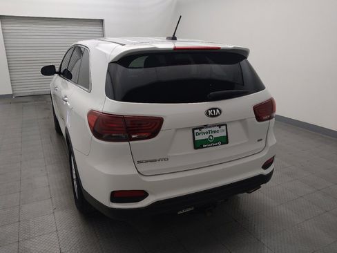 Used 2020 Kia Sorento L image 6