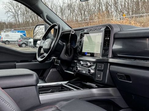Used 2023 Ford F250 Lariat w/ Lariat Ultimate Package AWD/4WD image 16
