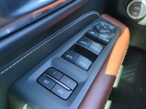 Used 2023 GMC Yukon Denali Ultimate w/ LPO, Floor Liner Package AWD/4WD image 29