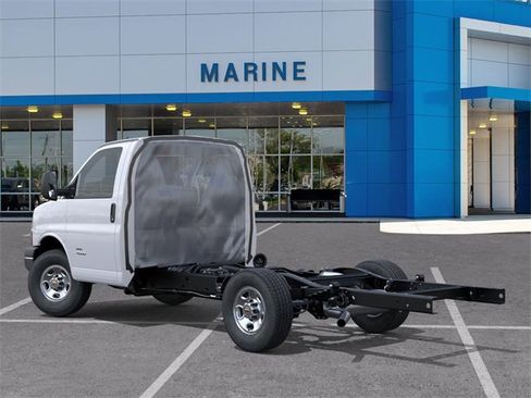 New 2025 Chevrolet Express 3500 w/ Power Convenience Package image 3