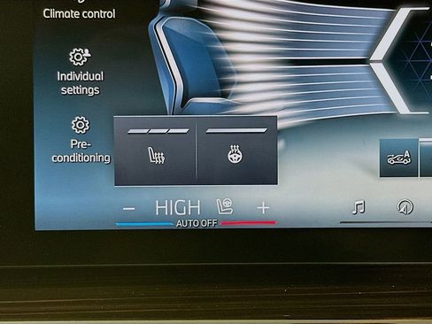 New 2026 BMW X5 xDrive50e image 27