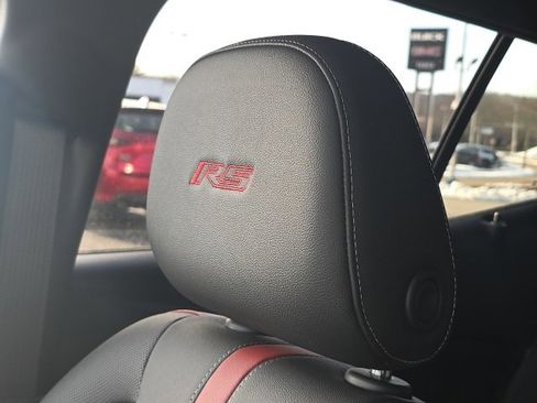 New 2026 Chevrolet Trax RS w/ Sunroof Package image 25