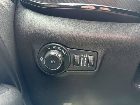 Certified 2025 Jeep Compass Trailhawk AWD/4WD image 24