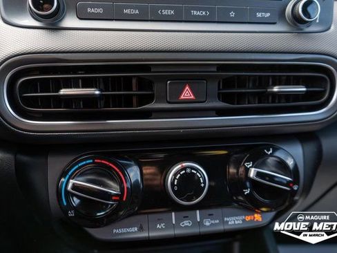 Used 2023 Hyundai Kona SEL image 26