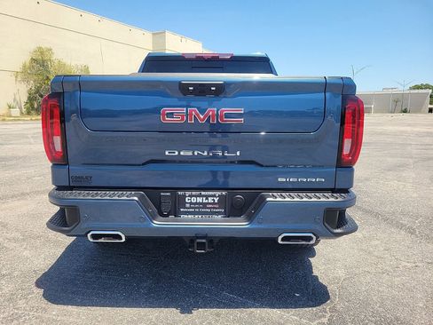 Used 2024 GMC Sierra 1500 Denali w/ Denali Reserve Package AWD/4WD image 7