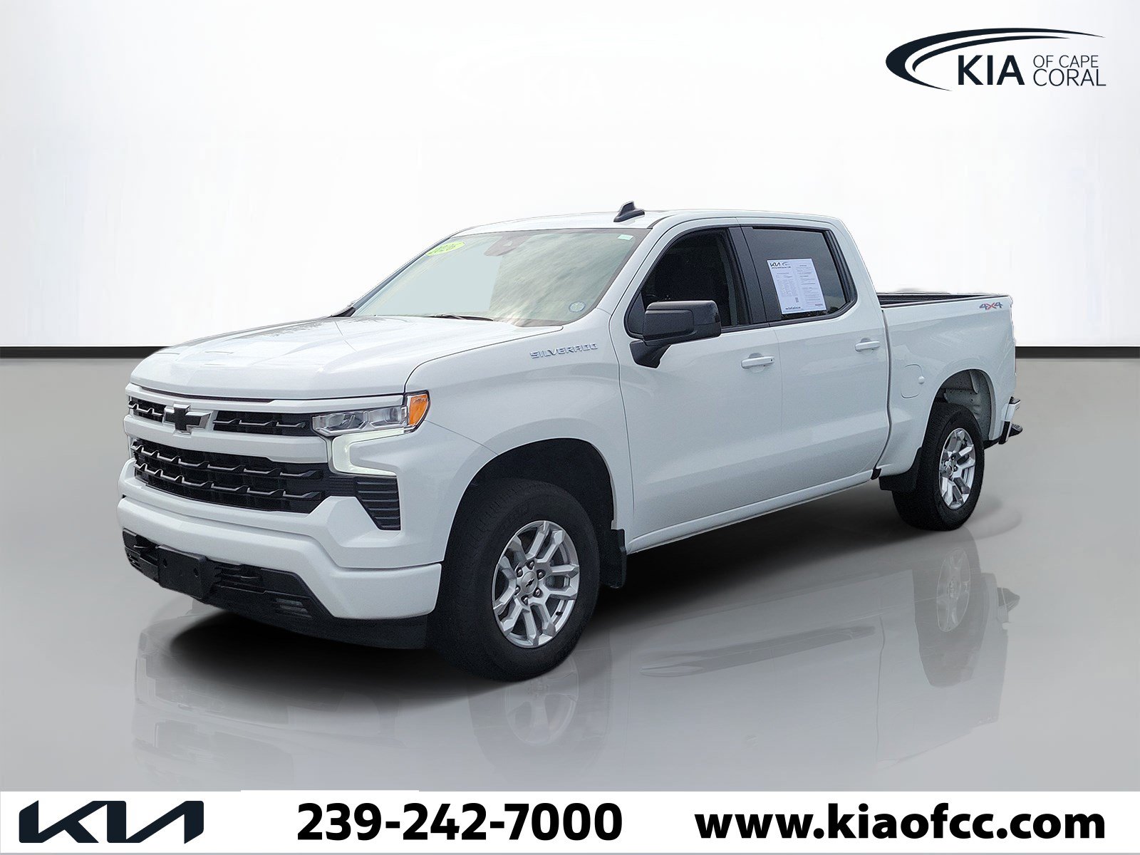 Used 2026 Chevrolet Silverado 1500 RST AWD/4WD image 3