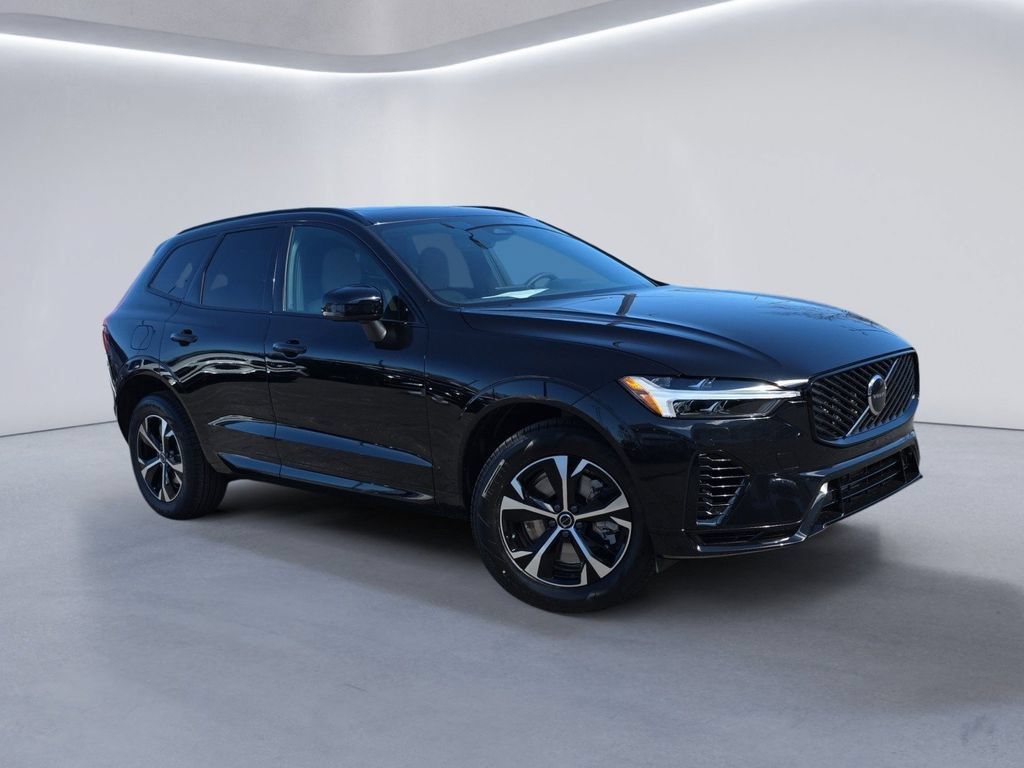 New 2026 Volvo XC60 T8 Core w/ Climate Package AWD/4WD image 2
