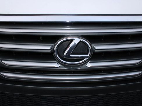Used 2019 Lexus GX 460 image 6