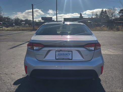 Used 2024 Toyota Corolla LE image 37