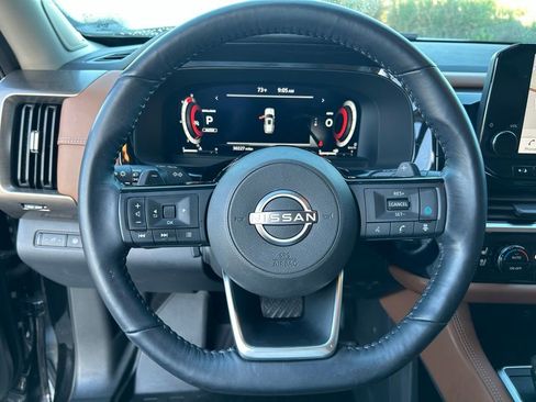 Used 2023 Nissan Pathfinder Platinum w/ Cargo Package image 28