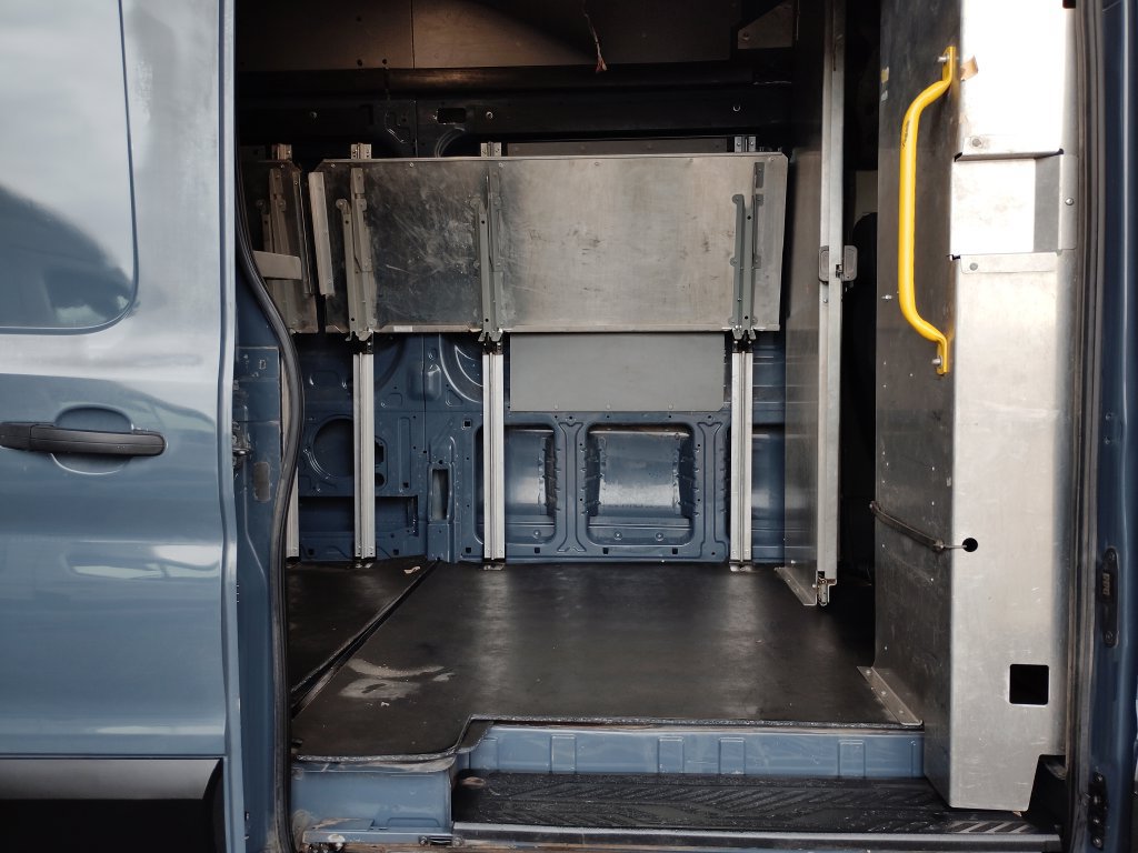 Used 2020 Ford Transit 250 148 High Roof Extended RWD image 14