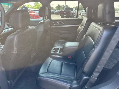 Used 2016 Ford Explorer Sport w/ Equipment Group 401A AWD/4WD image 19