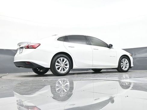 Used 2021 Chevrolet Malibu LT image 45