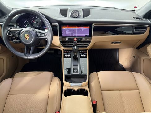 Used 2026 Porsche Macan AWD/4WD image 17