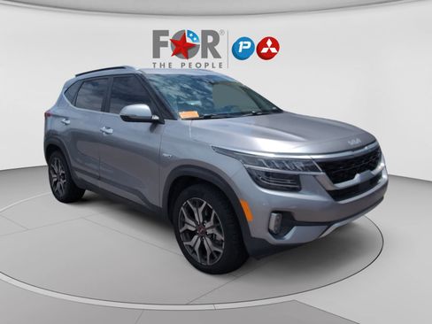 Used 2022 Kia Seltos SX w/ Sunroof Package AWD/4WD image 7