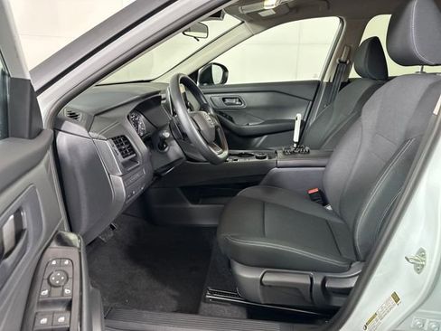 Certified 2025 Nissan Rogue S image 11