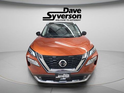 Used 2021 Nissan Rogue Platinum image 6