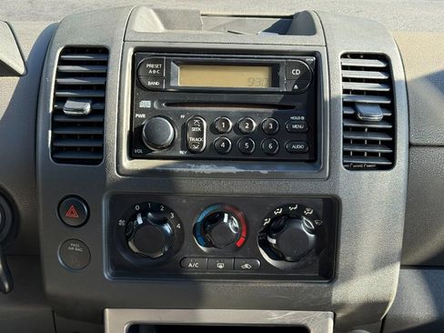 Used 2006 Nissan Pathfinder S image 30