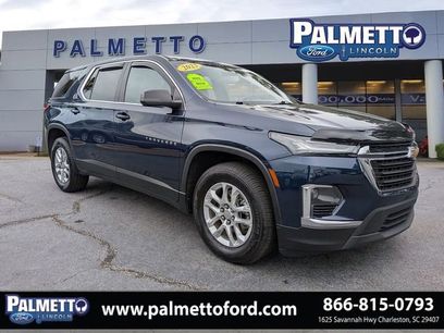 Used 2023 Chevrolet Traverse LS