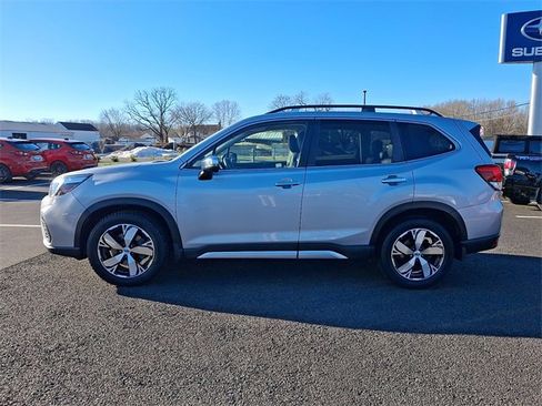 Used 2019 Subaru Forester Touring image 4