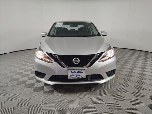 Used 2019 Nissan Sentra S image 6
