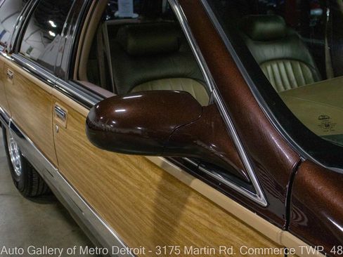 Used 1996 Buick Roadmaster Estate image 35