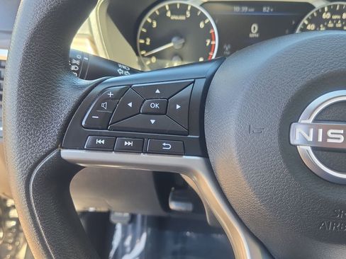 Used 2024 Nissan Altima 2.5 SV FWD image 16