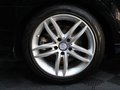 Used 2014 Mercedes-Benz C 250 Sedan image 5