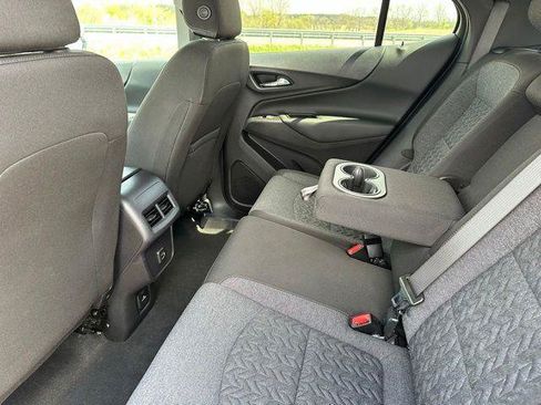 Used 2024 Chevrolet Equinox LT AWD/4WD image 19