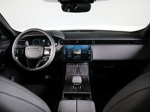 New 2026 Land Rover Range Rover Velar Dynamic SE image 4