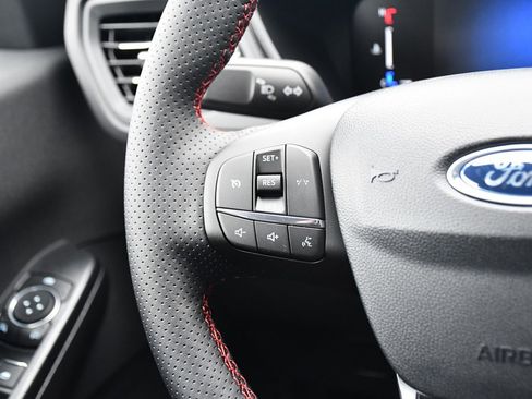 New 2026 Ford Escape ST-Line w/ Cold Weather Package image 33