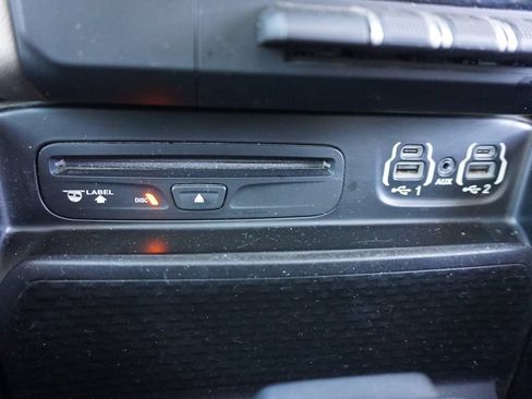 Used 2019 RAM 1500 Laramie RWD image 14